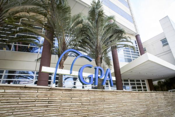 Brazil's GPA Reports Sharply Narrower Fourth-Quarter Loss