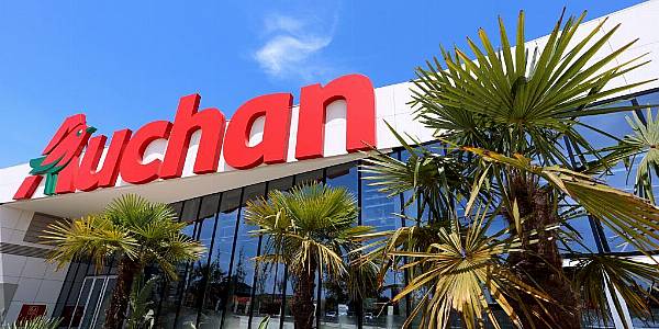 More Than 2,000 Jobs At Risk As Auchan France Announces New Social Plan