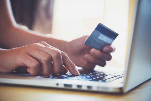 Card Payments To Make Way For More 'Seamless' Payment Formats, Study Finds
