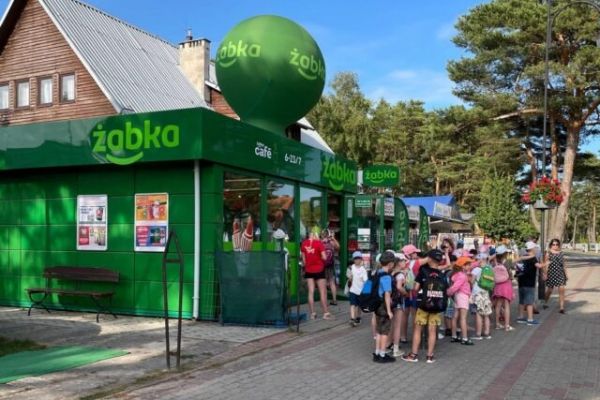 Żabka To Open Over 140 Seasonal Stores This Summer