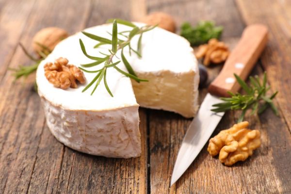 The Top 5 Most Popular Cheese Brands In France