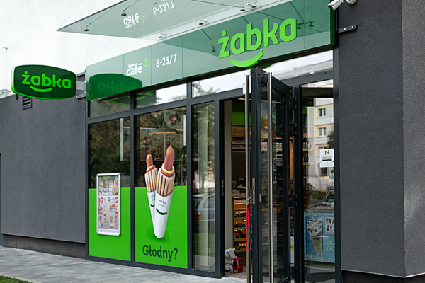 Poland’s Żabka Opens Pilot Store In Romania
