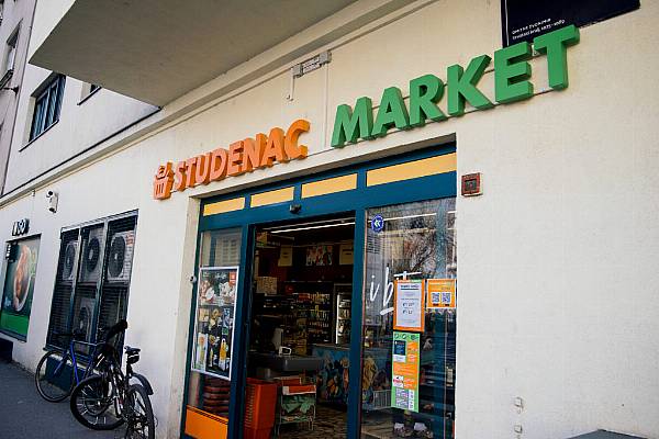 Croatian Food Retailer Studenac Plans Warsaw, Zagreb IPO