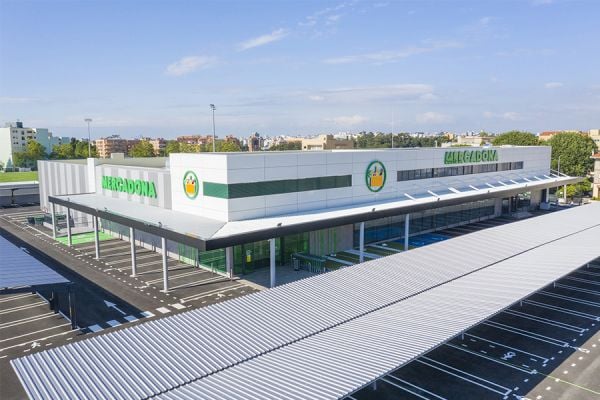 Spanish Retailer Mercadona Marks Five Years in Portugal