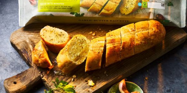 Marks & Spencer Introduces Paper Packaging For Garlic Baguettes