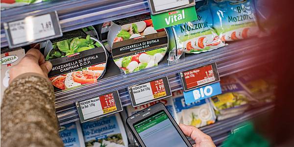 SPAR Austria Introduces Multi-Coloured Electronic Shelf Labels