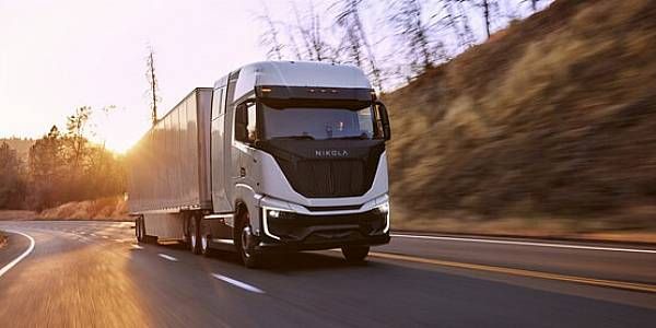 Nestlé Purina PetCare Introduces Hydrogen-Powered Electric Semi-Truck In California