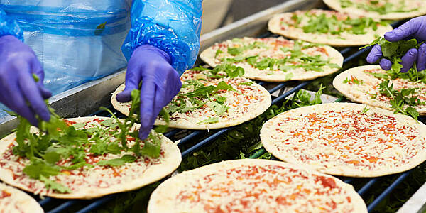 Italy’s Roncadin To Produce Frozen Pizzas In Chicago