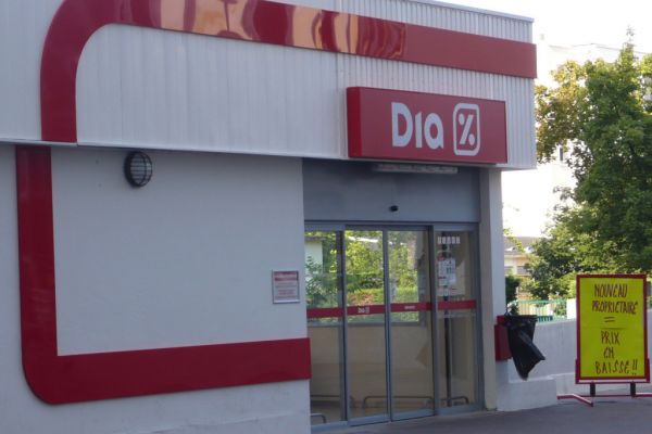 Carrefour To Convert First Dia Supermarket