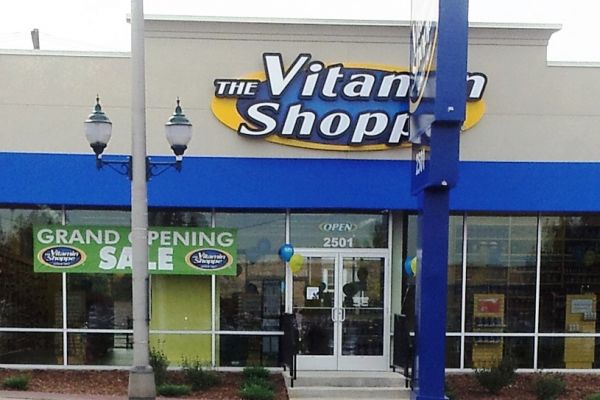 Vitamin Shoppe Climbs as Carlson Capital Discloses Stake