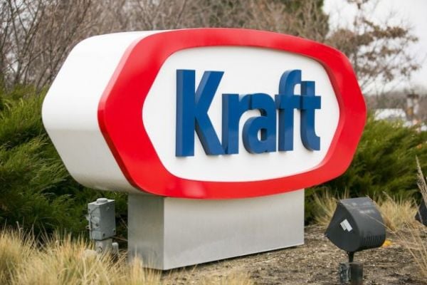 Buffett-Backed Kraft Heinz Cuts 2,500 Jobs as Hees Targets Costs
