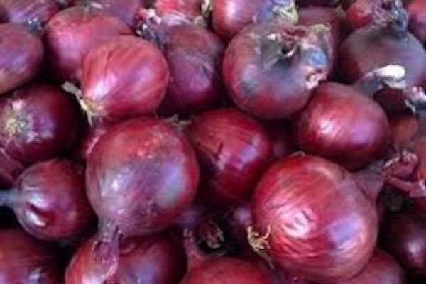 Onion Thieves Show That India Inflation War Is Just Starting