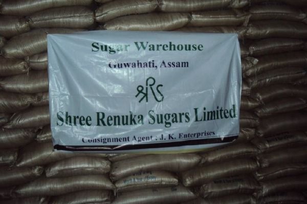 Biggest Indian Sugar Refiner Files for Debt Protection in Brazil