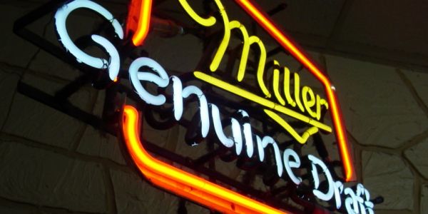 SABMiller Full-Year Profit Falls On Charges In African Units