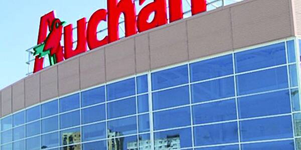 Auchan Sees Sales At French Hypermarkets Fall Again