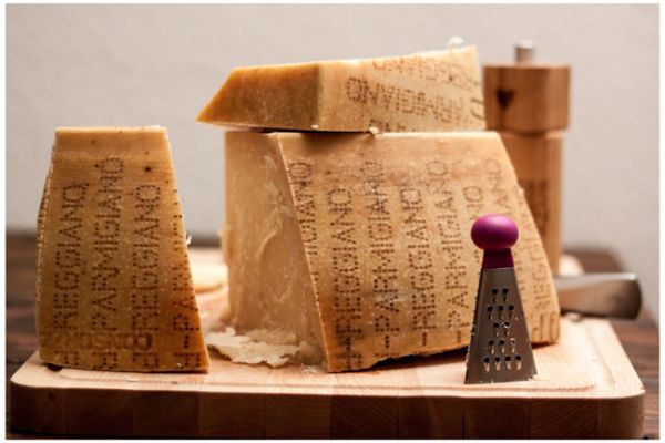 Italian Parmigiano Reggiano Exports Up 13.2% In 2015