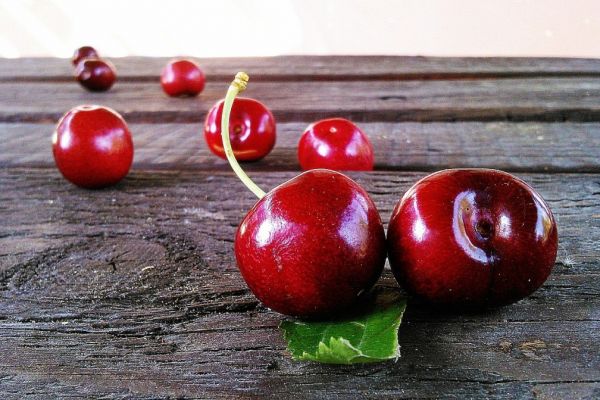 Aldi UK Takes On Cherry Market With 1Kg Offering