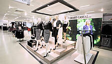 Marks & Spencer's New Boss Needs To Smarten Up Its Act: Gadfly