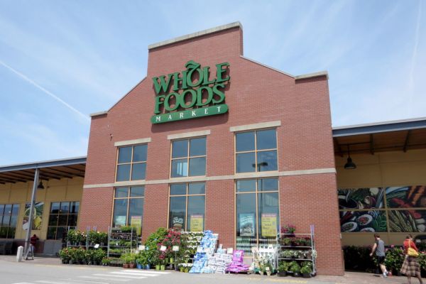 Grocery Stocks Stumble After Amazon's Whole Foods Purchase