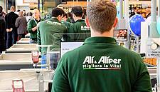 Italian Supermarket Group Shames Shoplifters