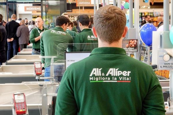 Italian Supermarket Group Shames Shoplifters
