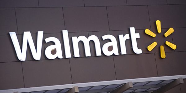 Walmart Holiday Quarter Sales Top Estimates