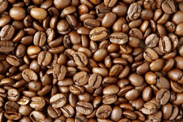 Trendy Coffee Revives African Industry Left Behind
