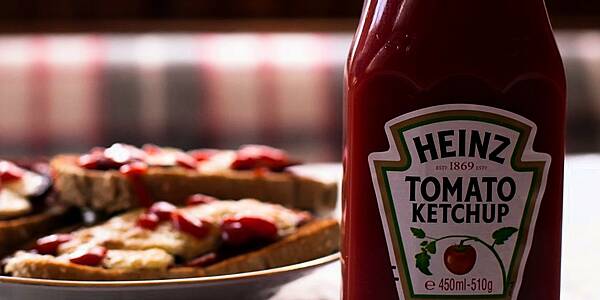 Kraft Heinz Faces Pressure To Do A Deal As Sales Stagnate