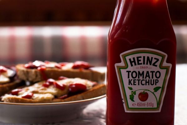 Kraft Heinz Sales Finally Grow, But Not Enough For Investors