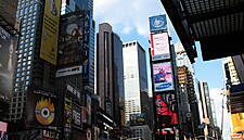 US Retail Sales Post First Decline In Seven Months