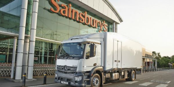 Sainsbury’s Trials First Liquid Nitrogen-Fuelled Truck