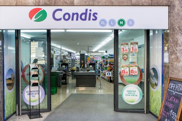 Three Grocery Chains Open Stores Throughout Spain