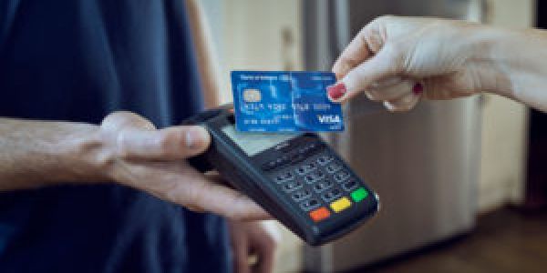 Contactless Payment Limit: Raising It To £100 Could Push More People Into Debt