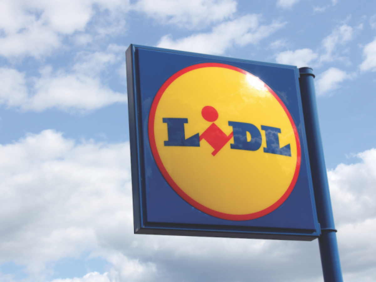 Supermarket Clothing Pop-Ups : Lidl