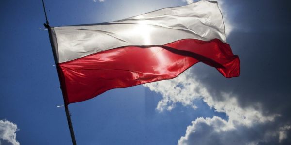 Poland's Conservative Government Approves Ban On Sunday Shopping