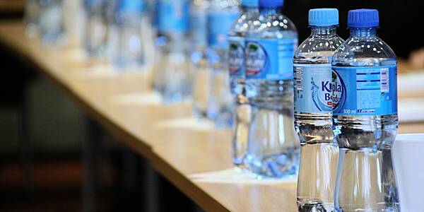 Moody's: Bottled Water Market Will Drive Growth In Beverage Sector