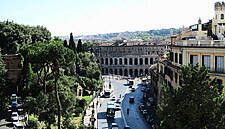 Italy Business And Consumer Morale Drop In November