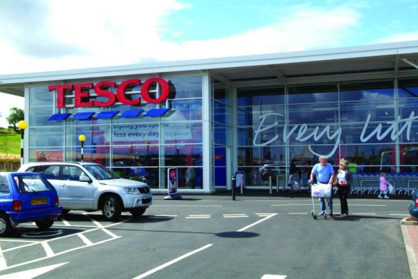 Tesco Sales Drop Eases As UK Grocery Leader Begins Turnaround