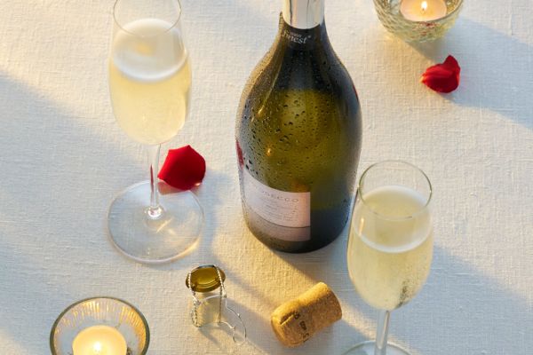 Valentine's Day Demand For Champagne To Rise By 150 Per Cent, Says Tesco