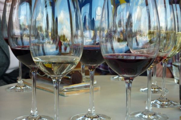 Wine Tech Upstart Drops Smart Bottle On A $300 Billion Industry