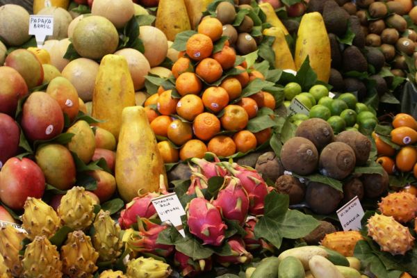 Portuguese Food Retailers Invest in Out Of Season Fruit &amp; Veg