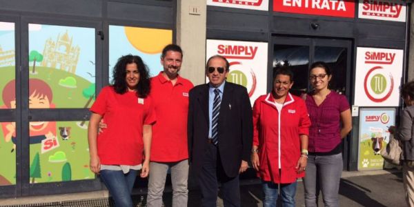 Simply Introduces Shopping Assistant Service For Blind