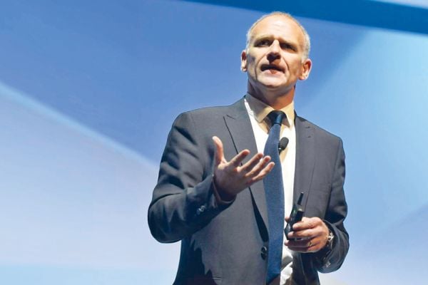 Tesco Chief Executive Lewis Sees 10% Drop In Annual Pay Packet