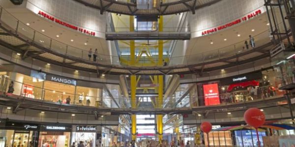 Footfall In Spanish Shopping Centres Falls 5.3%