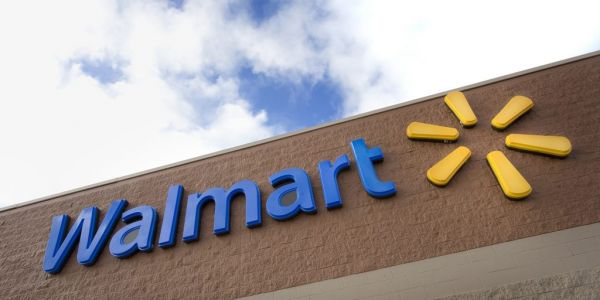 Walmart Beats Same-Store Sales Estimates On Buoyant Online Demand