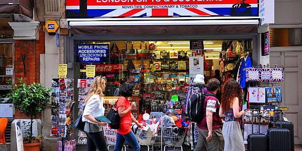 UK July Retail Sales Boosted By Discounts, Sporting Events: ONS