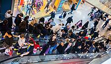 Brexit Concerns Weigh On UK Retailers, Consumers: BRC-KPMG
