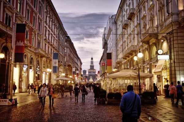 First 'Solidarity' Supermarket Opens In Milan