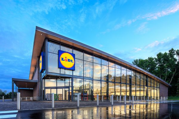 European Grocery Rivalry Expands To US As Aldi, Lidl Bulk Up