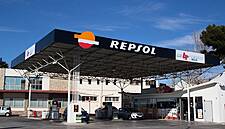 Spain's Repsol Sees Profit Fall 9%, Beats Forecasts